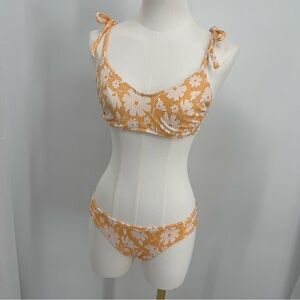 Xhilaration Orange White Floral Bikini Textured Two Piece S/M Cottagecore Daisy